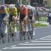 Peloton in twee stukken: Tiberi en Van Aert hebben zich laten verrassen