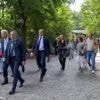 Geert Wilders uitgescholden voor kindermoordenaar in de Efteling: beveiliger houdt man tegen