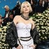 “Wat een klasse”: onze landgenote Angèle schittert voor de tweede keer op het prestigieuze Met Gala