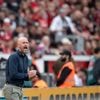 Waar Paul Simonis bij Wolfsburg de gewenste kickstart heeft, incasseert Erik ten Hag met Leverkusen meteen een nederlaag