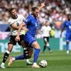 Duitsland ziet goal in troostfinale afgekeurd worden, Frankrijk behoudt voorsprong