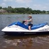Nederlands jongetje (13) mag van papa op jetski scheuren in Italië, politie reageert meedogenloos