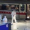 Keine Hinweise auf ein politisches Motiv: 17 Menschen bei Messerangriff in Hamburg verletzt – Frau festgenommen