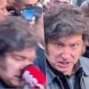 KIJK. Argentijnse president krijgt plots microfoon tegen gezicht en kan daar duidelijk niet om lachen
