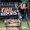 Avec son profil unique, cette Bretonne a participé au championnat de France de bûcheronnage sportif