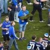 VIDÉO. L’état catastrophique du stade d’Hambourg après les liesses pour la remontée en Bundesliga