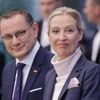 Rund 24.000 Euro im Monat: AfD-Chefs Weidel und Chrupalla lassen sich von Fraktion deutlich mehr Geld zahlen