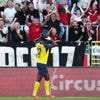 Openingsduel in België ontsierd door racistische gebaren van twee Antwerp-fans