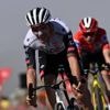 Almeida loopt vier tellen in op Vingegaard, protest hindert vluchters in Vuelta