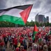 Tienduizenden Nederlanders eisen stop van onvoorwaardelijke steun aan Israël: “Grootste demonstratie in twintig jaar”