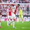 Ajax dreigt landstitel te verspelen na bizarre voetbalzondag: NEC vernedert koploper