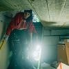 Noodlot slaat toe bij Iman en Mo in ‘Huis gemaakt’: lopende kraan zet hele kelder onder water
