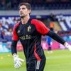 Thibaut Courtois, le gardien de but belge du Real Madrid, rachète une célèbre boîte de nuit