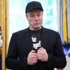 Beurskoers Tesla daalt 14 procent door openlijke ruzie Musk en Trump