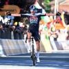 Denz bekroont fraaie solo met ritzege in Giro, Hoole en Van Baarle komen tekort