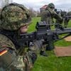 Neue Wehrpflicht: Bundeswehr: Führerschein-Zuschuss für Freiwillige?
