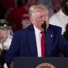 Donald Trump célèbre ses 100 jours à la tête des États-Unis