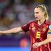 Euro 2025 : Janina Minge, la capitaine allemande qui jongle entre ballon rond et engagement dans la police