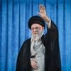 De hoogbejaarde opperste leider van Iran staat voor zijn grootste uitdaging in bijna veertig jaar
