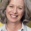 Polly Holliday, theater star famous as the tart waitress Flo on sitcom 'Alice,' dies at 88