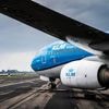 Vliegtuig KLM maakt voorzorgslanding op Schiphol vanwege vlammen uit motor
