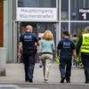 Nach Messerangriff auf Lehrerin in Essen: Ermittler sehen Hinweise auf „religiöses Motiv“ – mögliche zweite Attacke auf Obdachlosen