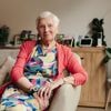 ‘Soms brengt de dag schoonheid, soms alleen maar motregen. Dat moet je aanvaarden’: Julia Schoore (101) over haar levensadvies