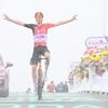 Arensman pakt bij Tour-debuut zege op Superbagnères, Pogacar wint prestigesprintje van Vingegaard