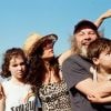 "L'Aventura" : Philippe Katerine en vacances en famille, l'épopée du quotidien selon Sophie Letourneur