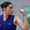 VIDEO. Roland-Garros 2025 : Elsa Jacquemot crée la sensation face à Alycia Parks, et rejoint Lois Boisson au troisième tour