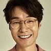 South Korean actor is found dead in his car weeks after he was arrested for drink driving