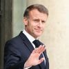 "L'avenir de l'Ukraine ne peut se décider sans les Ukrainiens", rappelle Emmanuel Macron avant la rencontre Trump-Poutine prévue en Alaska