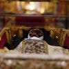 Lichaam van heilige vrouw meer dan 400 jaar na haar dood opgebaard in Spaanse basiliek