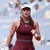 Onfatsoenlijke camerashots en geen partijen op primetime. De positie van tennissters is kwetsbaar