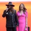 Auf rotem Teppich in Rom: Elizabeth Hurley und Billy Ray Cyrus zeigen sich erstmals als Paar