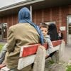 Probeer mij niet te zien als monster, maar zoals ik ben. Uw buurman, Uitgeester én vluchteling