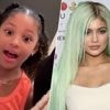 Kleine Stormi (7) heeft hilarische reactie op ‘tienerstijl’ van mama Kylie Jenner: “Dit is niet mooi!”