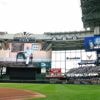Brewers pay tribute to longtime broadcaster Bob Uecker in pregame ceremony