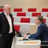 Doppeletat: Landeshaushalt nimmt Hürde - Schuldenregel umstritten