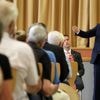"C'est inévitable" : le débat sur la retraite par capitalisation relancée dans la classe politique