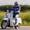 heise+ | Elektro-Roller Govecs eSchwalbe im Test: Eine Schwalbe für viele Sommer