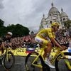 VIDÉO Tour de France. Quand Wout van Aert laisse Tadej Pogacar sur place dans la butte Montmartre
