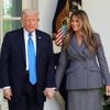 Als Melania Trump in de buurt is glimlacht Donald – helaas is ze er zelden