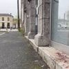 Des voitures retrouvées maculées de sang dans le centre de cette ville des Côtes-d’Armor