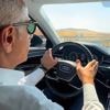 Turkse minister van Transport rijdt 225 kilometer per uur en krijgt boete