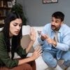 Qu’est-ce que le « tap-out », cette technique qui permet aux couples de désamorcer une dispute ?