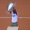 VIDEO. Roland-Garros 2025 : Ousmane Dembélé et les Parisiens présents porte d'Auteuil pour présenter le trophée de la Ligue des champions