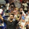 Djokovic jokes that he's challenging Serena Williams to come back to tennis