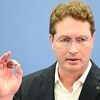 "Nützt dem Klima gar nichts": Mercedes-Chef hält Verbrenner-Aus für schweren Fehler