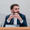 Crisis binnen Denk: Van Baarle niet langer lijsttrekker, Kamerfractie wil vertrek bestuur